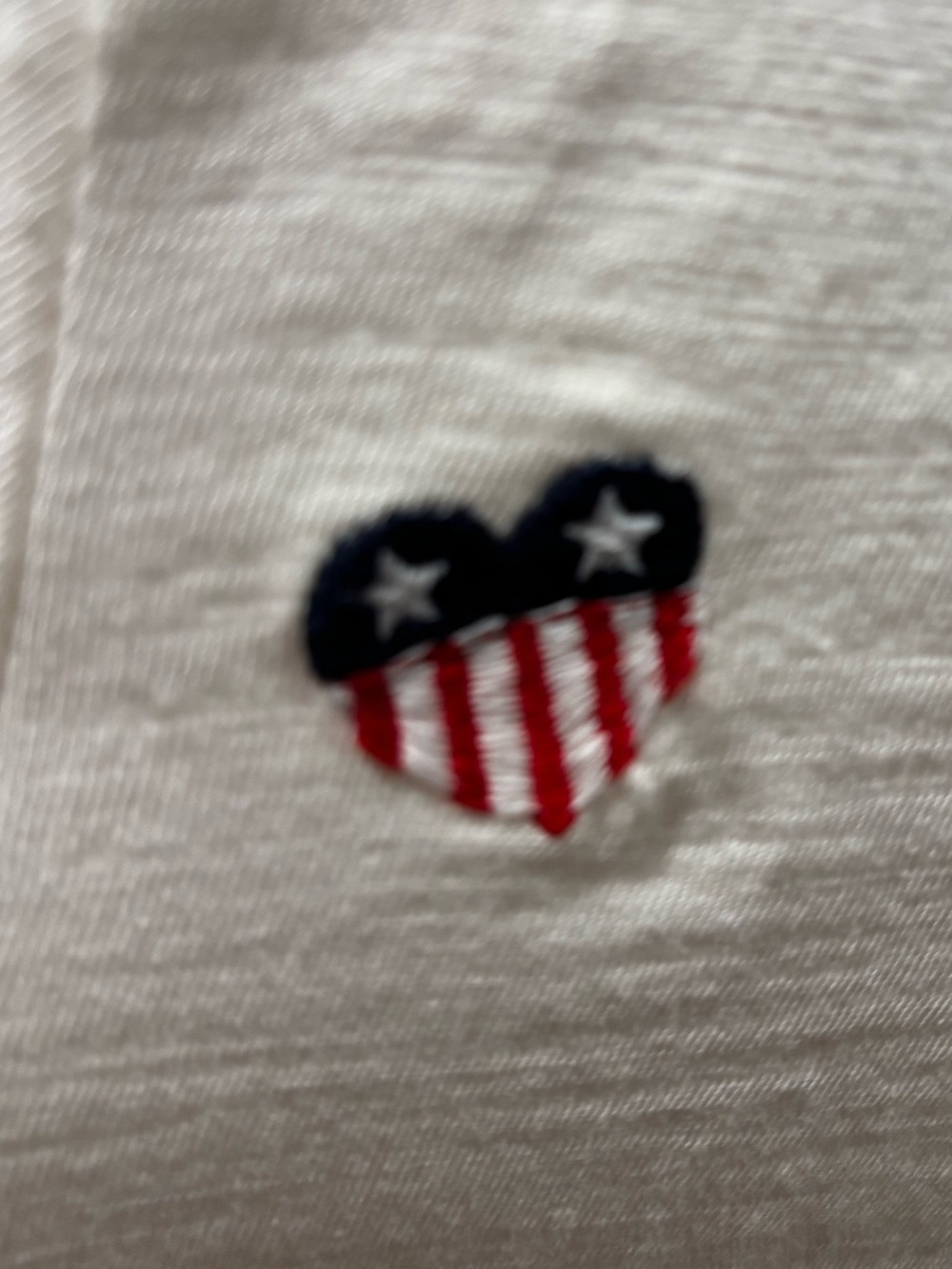 Lucky Brand Sz Medium White Embroidered American Flag
Heart Slub Tee 4th Of July - Picture 4 of 5